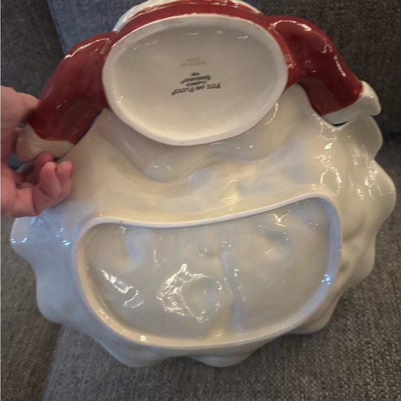 Fitz and Floyd Santa Holiday Platter with Red and Green Accents - Picture 10 of 10